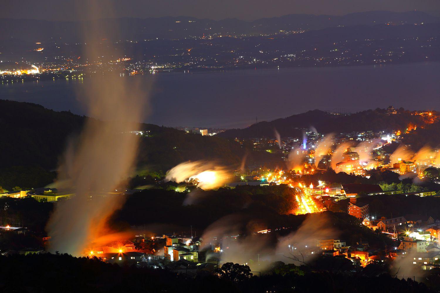 Beppu nhìn từ ban đêm- Ảnh: Takafumi Himeno