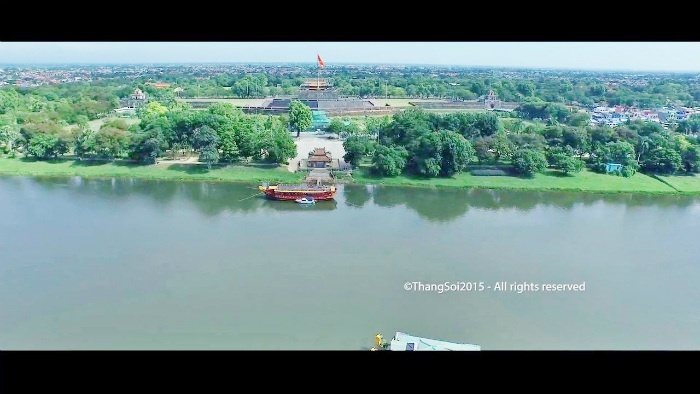 Kinh thành Huế vẫn hiên ngang là vậy
