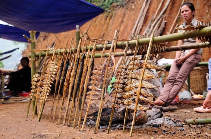 Món cá nướng Thung Nai thơm ngất ngây