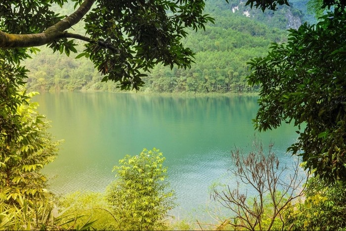 Cảnh sắc đẹp mê hồn ở Thung Nai - Hòa Bình