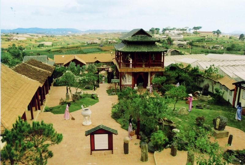 XQ sử quán  Linh hồn đất Việt trên những bức tranh thêu xứ Đà Lạt